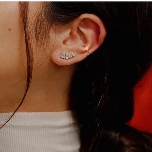 Vrai and Oro 14k Gold Ear Cuff